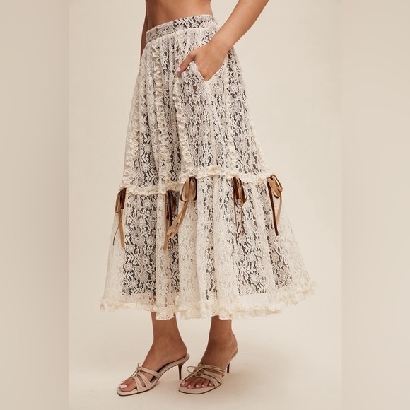 Lace & Velvet Layered Tiered Midi Skirt with Bows - Listicle - Picture 3 of 7